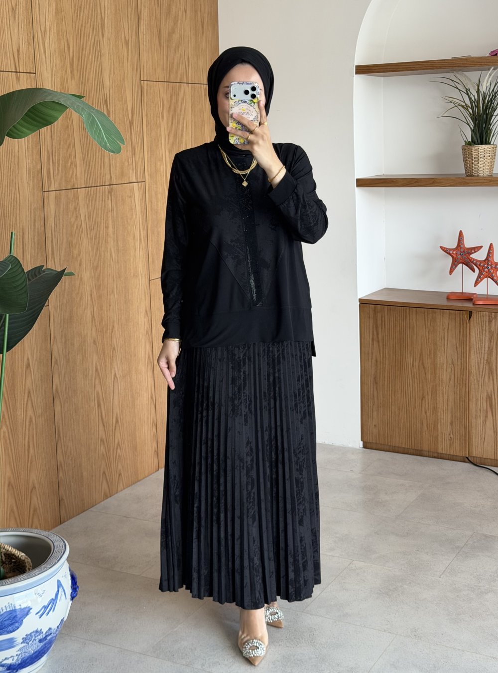 Melisa Etekli — Takım-Siyah