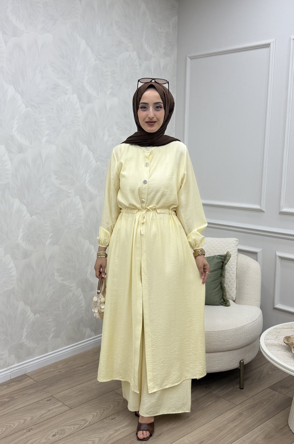 Demet Takım — Sarı